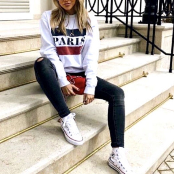 Brandy Melville Paris sweatshirt - Picture 2 of 6